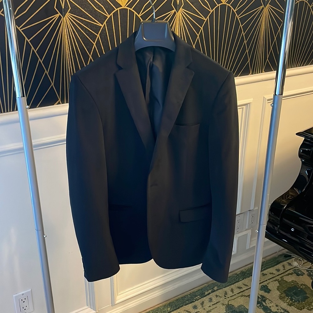 Boohoo men’s black velvet blazer